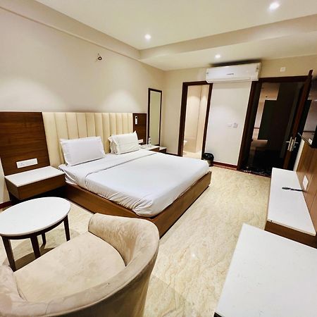 Hotel Bhoomivilas Agra  Exterior photo