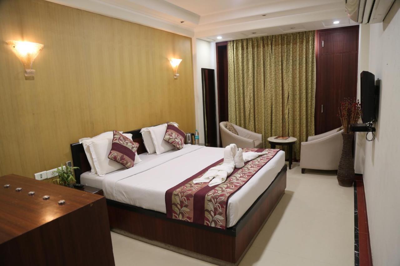 Hotel Bhoomivilas Agra  Exterior photo