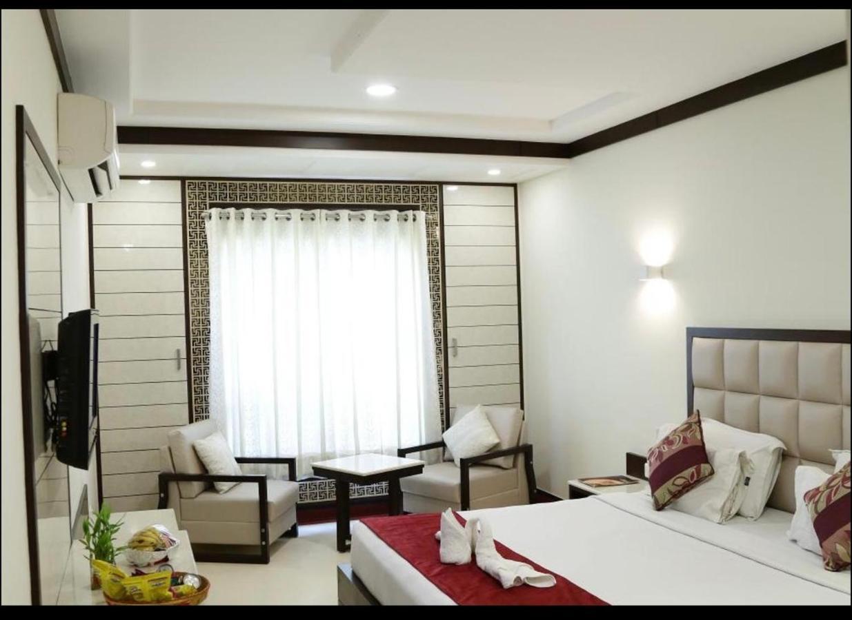 Hotel Bhoomivilas Agra  Exterior photo